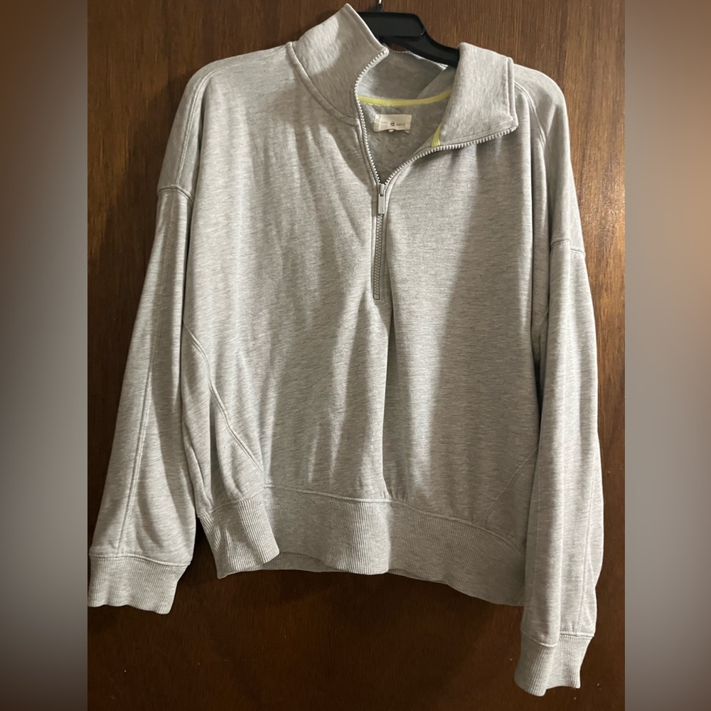Gray Women's Zip-Up Top